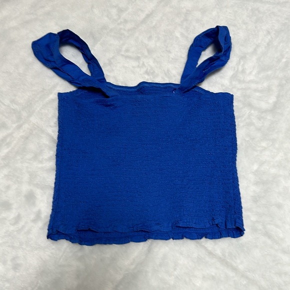 Old Navy Shirred Top - Picture 3 of 7